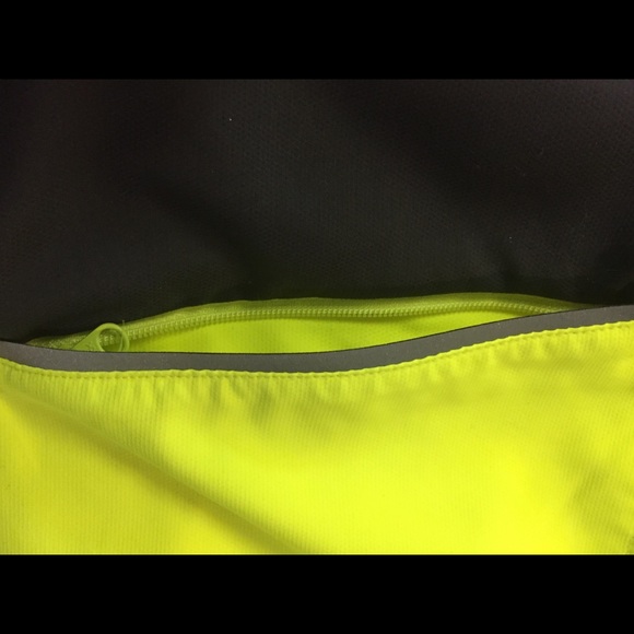 NWOT- zippered Exercise Long Sleeves Jacket🏃♂️ - Picture 2 of 3